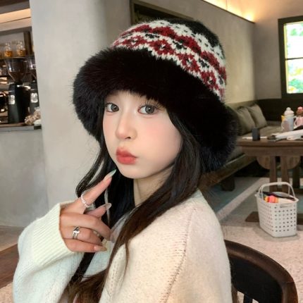 Japanese Style Autumn Winter Sweet Women's Fleece-Lined Bucket Hat - Large Head Size Fashionable Wide-Brim Hat