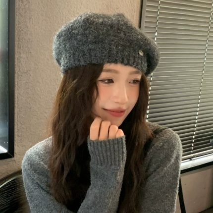 Korean Style Women's Winter Thickened Knit Beret - Versatile Warm Beanie for Large Head Sizes